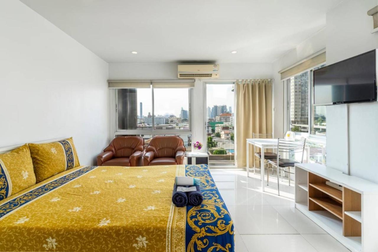 Right Place Sathorn Banguecoque Exterior foto